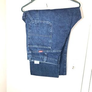 Wrangler carpenter fit cutoff jeans size 38x23 Preowned.
